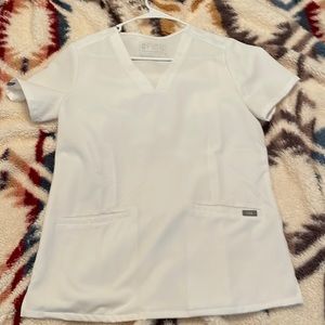 White figs scrub top and pants